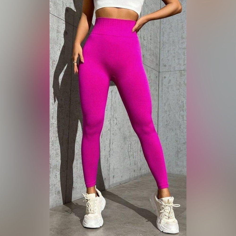 Tummy Control Solid Sports
Leggings M size 6 new - Picture 3 of 3